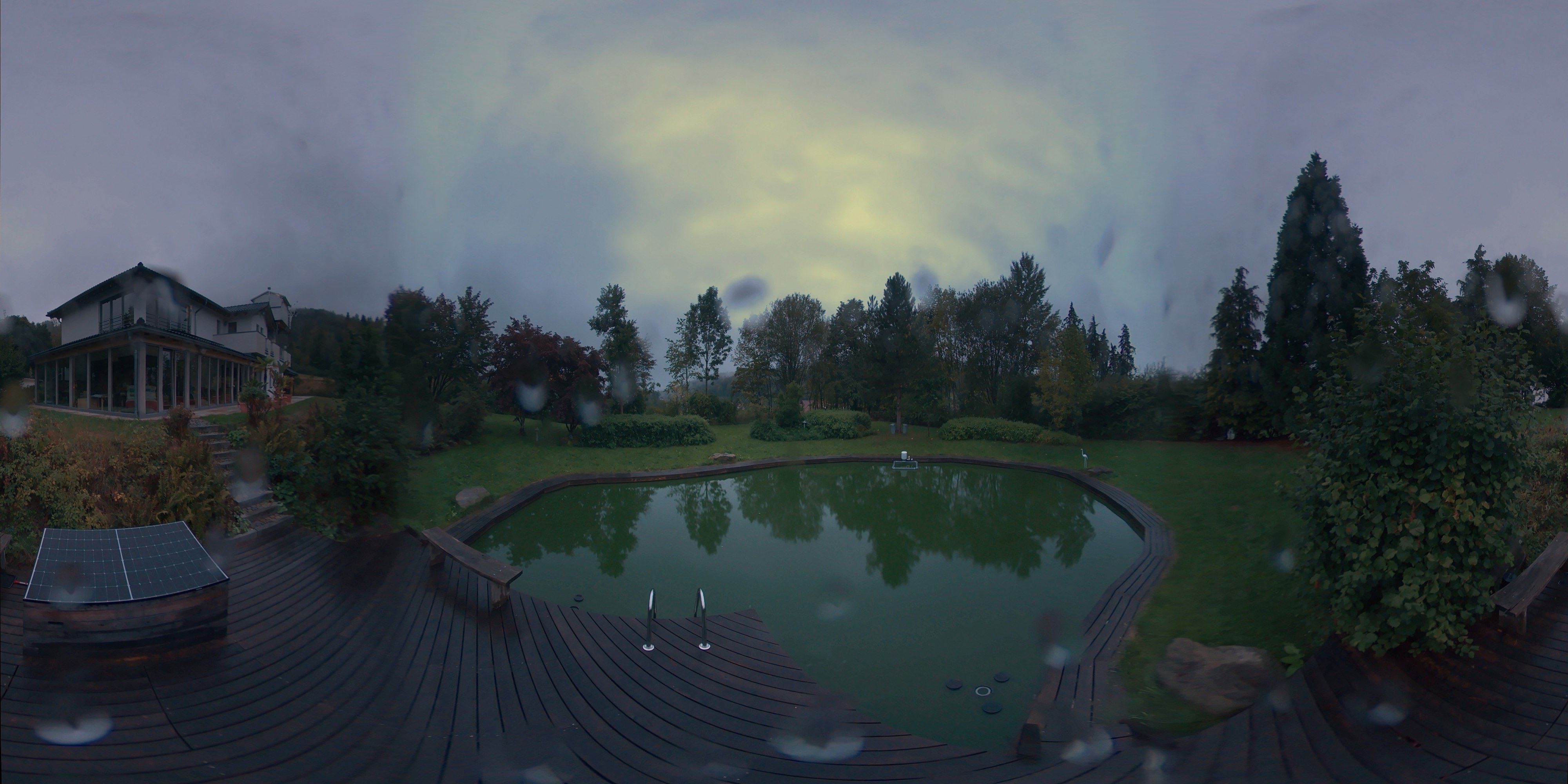 Live-Gartenpanorama